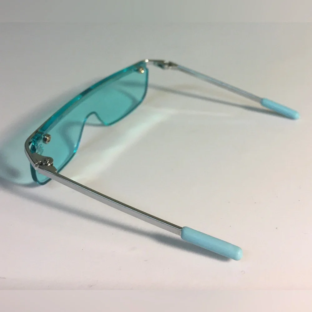 Cute Retro Style Teal Doll Sunglasses - Picture 3 of 12